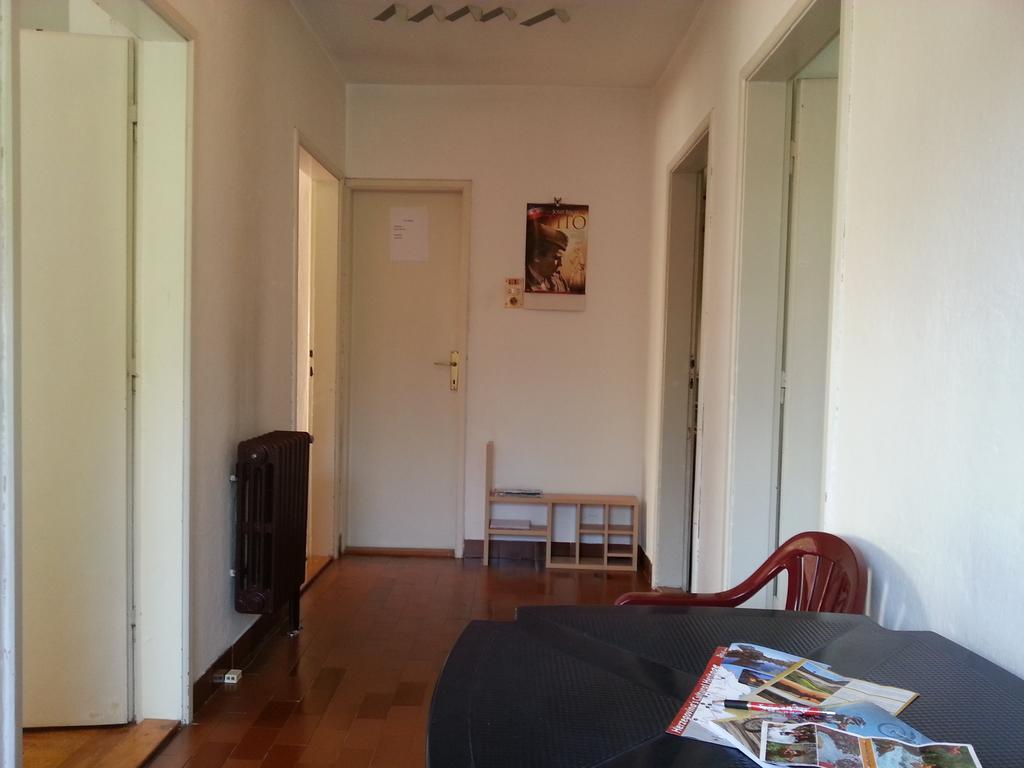Guest House คอนยิค ภายนอก รูปภาพ