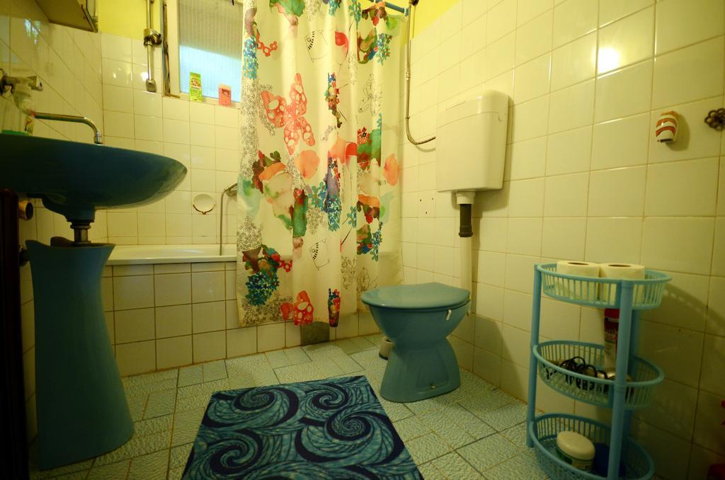 Guest House คอนยิค ภายนอก รูปภาพ