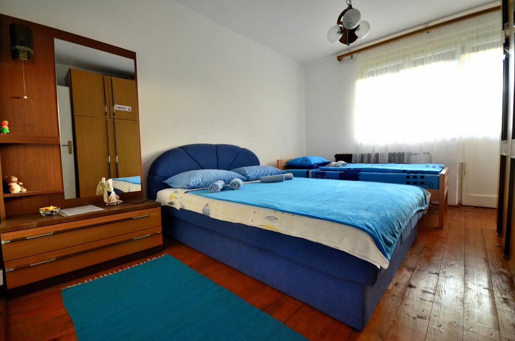 Guest House คอนยิค ภายนอก รูปภาพ